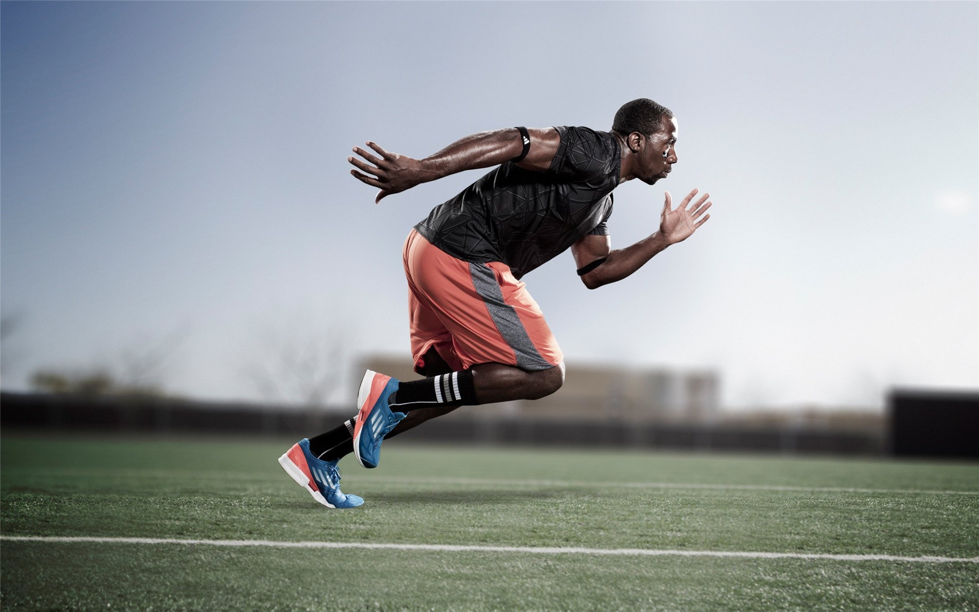 九游下载安装-体育明星公益活动引发热潮,体育明星公关案例